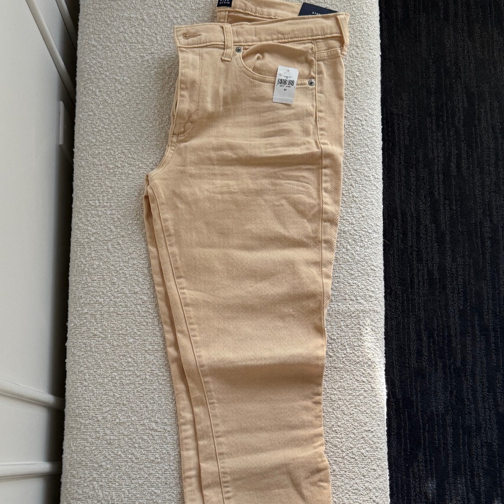 Gap true skinny butter yellow jeans 30 NWT